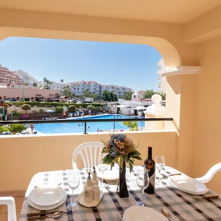 Διαμέρισμα 1 Bedroom Communal Heated Pool Los Cristianos (Tenerife)