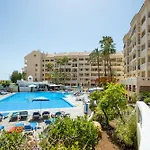 1 Bedroom Communal Heated Pool *