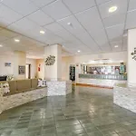 1 Bedroom Communal Heated Pool