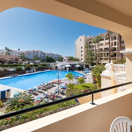 1 Bedroom Communal Heated Pool